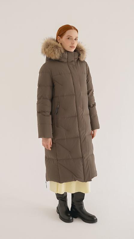 Женское пальто LAPLANGER Аврора (опушка енот)