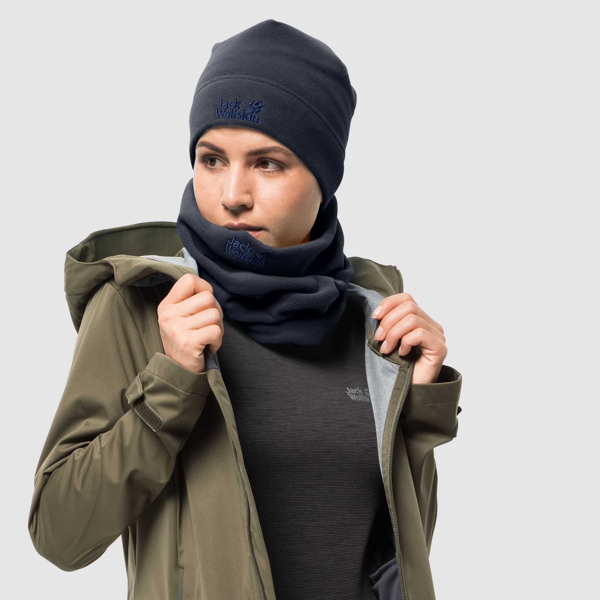 Шарф JACK WOLFSKIN REAL STUFF LOOP – купить в интернет-магазине Трамонтана