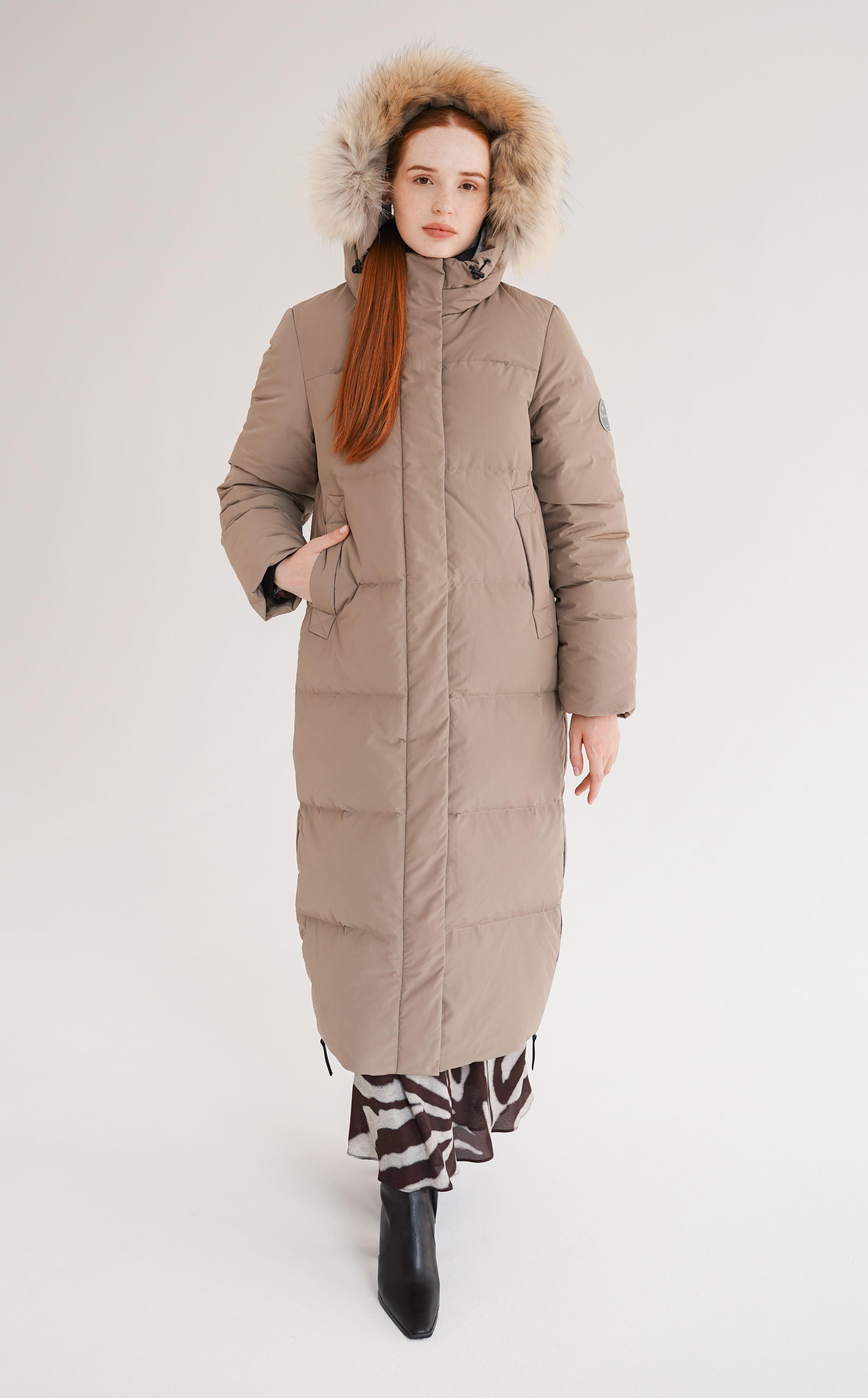 Женское пуховое пальто LAPLANGER Сортавала (опушка енот)