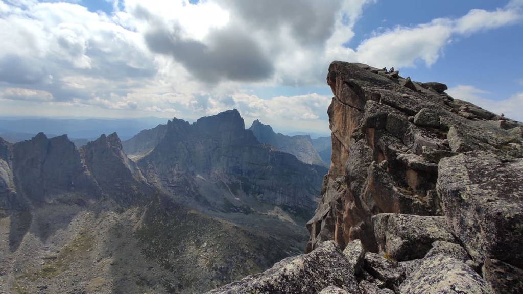 Пик Льва Толстого