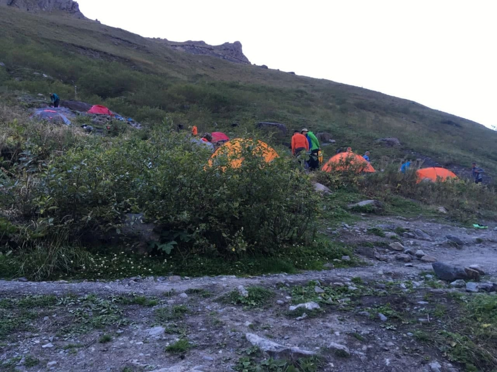 Тменикау-Верхние Кармадонские ванны