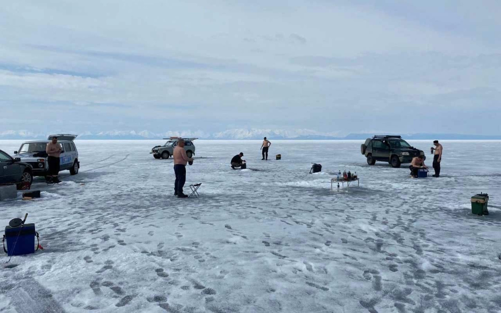Лед на Байкале Лед на Байкале
