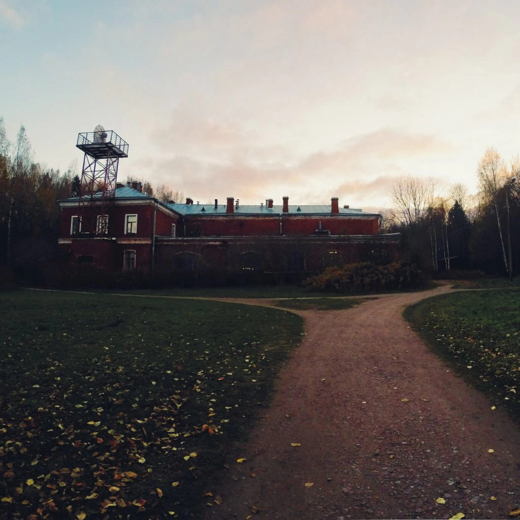 Потрёпанные корпуса СПБГУ