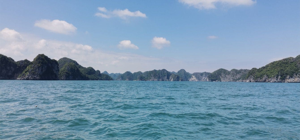 Череда скалистых островов