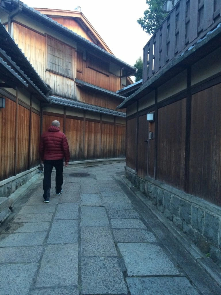 Все очень маленькое, даже улицы