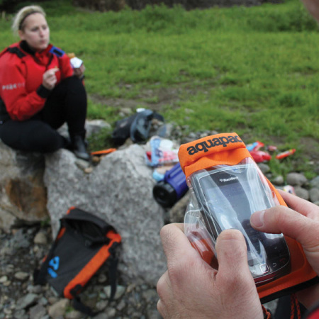 Чехол влагозащитный AQUAPAC Mini Stormproof Phone Case