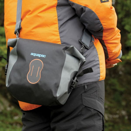 Сумка герметичная AQUAPAC Stormproof SLR Camera