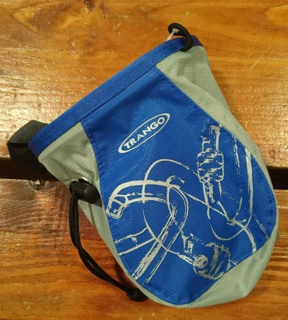 Мешочек для магнезии TRANGO Carabiner
