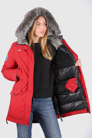 Женская пуховая куртка LAPLANGER Хельга (опушка енот)