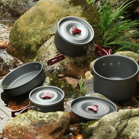 Набор посуды BRS: 3 кастрюли, 1 сковородка, (4-5 персон)