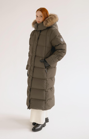 Женское пуховое пальто LAPLANGER Глория (опушка енот)