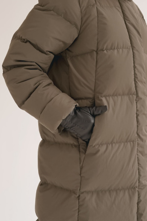 Женское пуховое пальто LAPLANGER Глория (опушка енот)