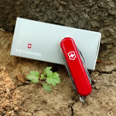Нож-брелок VICTORINOX Classic Midnite Manager Красный