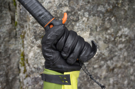 Ледовый инструмент Petzl Nomic