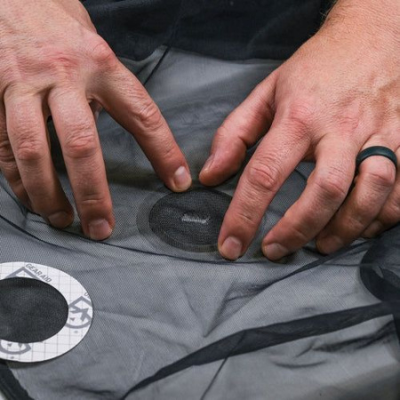 Комплект заплаток Gear Aid Tenacious Tape - Mesh Patches 7,6 см Комплект заплаток Gear Aid Tenacious Tape - Mesh Patches 7,6 см