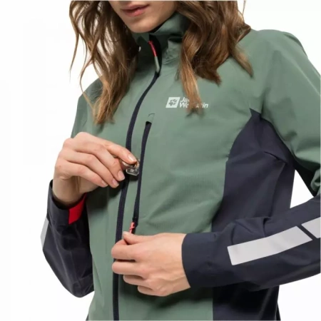 Мембранная куртка JACK WOLFSKIN MOROBIA 2.5 L Мембранная куртка JACK WOLFSKIN MOROBIA 2.5 L