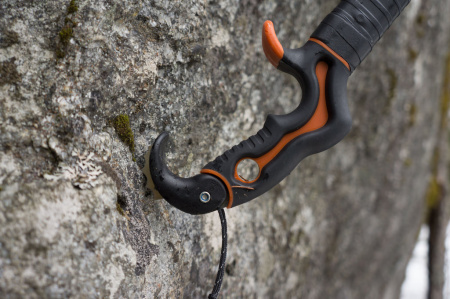 Ледовый инструмент Petzl Nomic