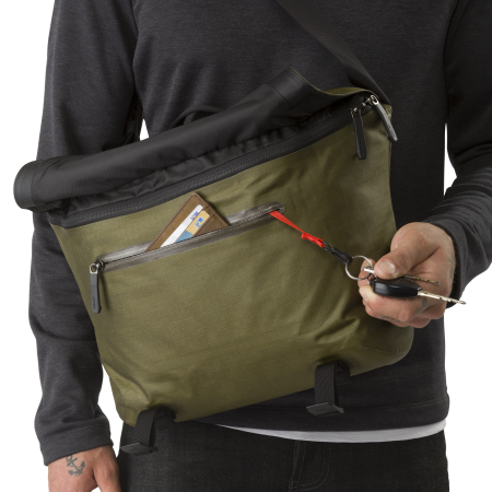 Сумка ARCTERYX Granville 10 Courier Bag