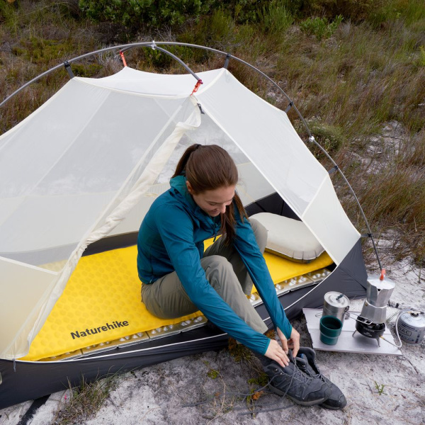 Самонадувающийся коврик Naturehike Yugu R3.6 Ultralight Mummy 185*55*3.5 см