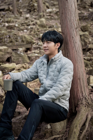 Куртка BLACK YAK TUBE LIGHT DOWN