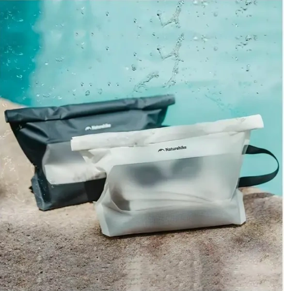 Непромокаемая косметичка с окошком Naturehike Far Mountain Waterproof Toiletry Bag