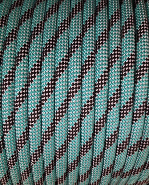 ШНУР веревка 11 мм 48 пр статическая цв термоусаженная (зеленый/чёрный)