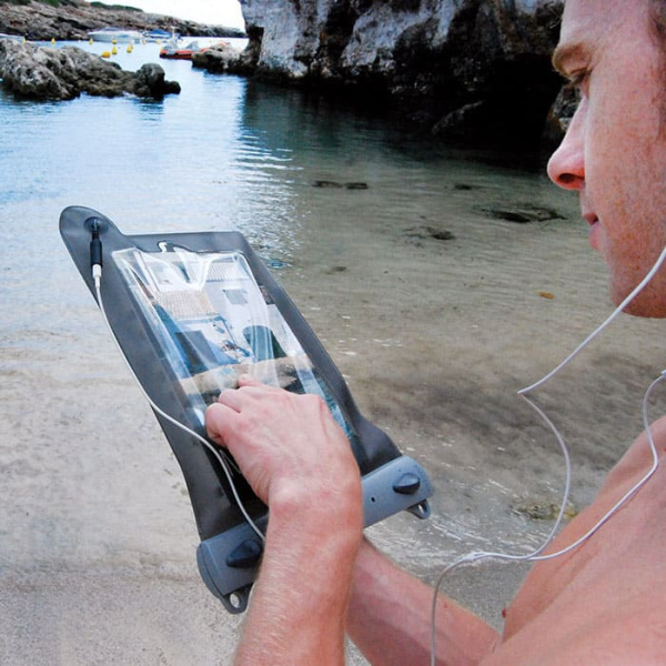 Чехол с выводом провода AQUAPAC Waterproof Case for iPad (Cool Grey) Чехол с выводом провода AQUAPAC Waterproof Case for iPad (Cool Grey)
