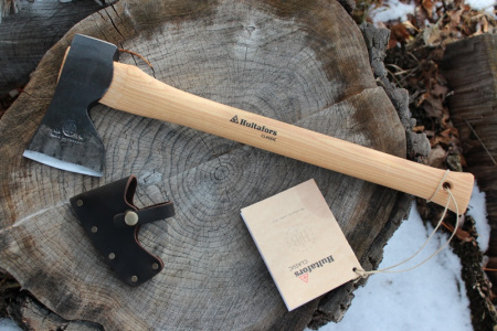 Классический плотницкий топор Hultafors